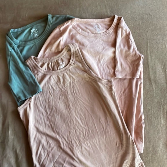 JCREW 2 Slim Short Sleeve T-shirt + 1 Everlane Tank - Picture 1 of 4